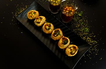 Pani-puri
